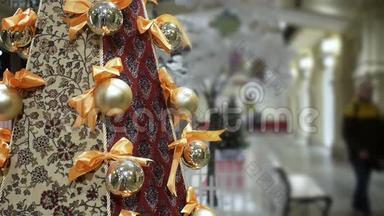 商场`新年及圣诞红毯树装饰